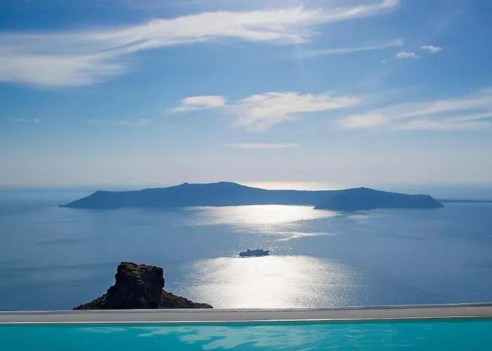 La Maltese Buddha Bar Beach Santorini