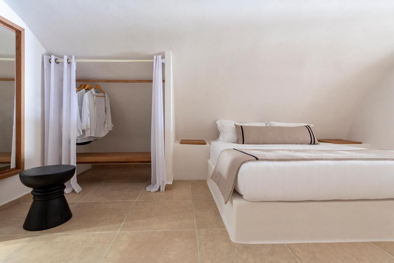 La Maltese Caldera Concept Hotel