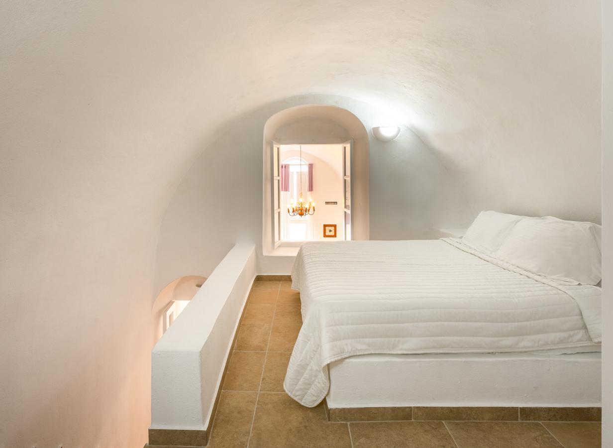 La Maltese Buddha Bar Santorini Hotel Imerovigli (Santorini)