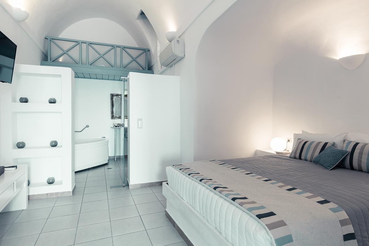 Hotel La Maltese Buddha Bar Santorini 5*